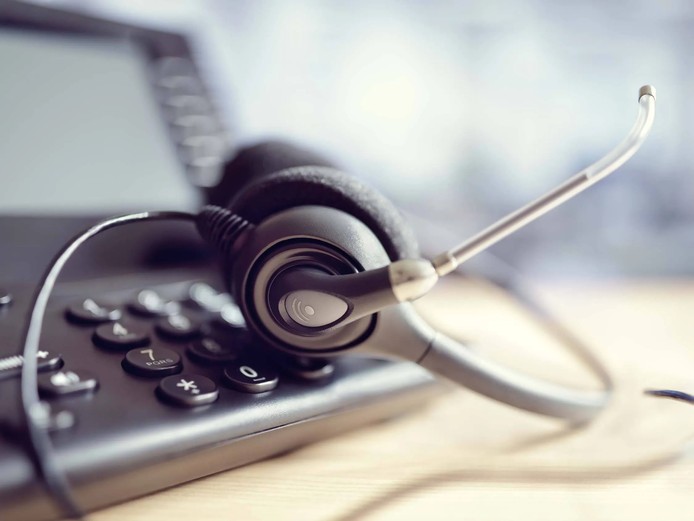 An image of the headset used by a Boubyan Bank representative for responding to customer inquiries.